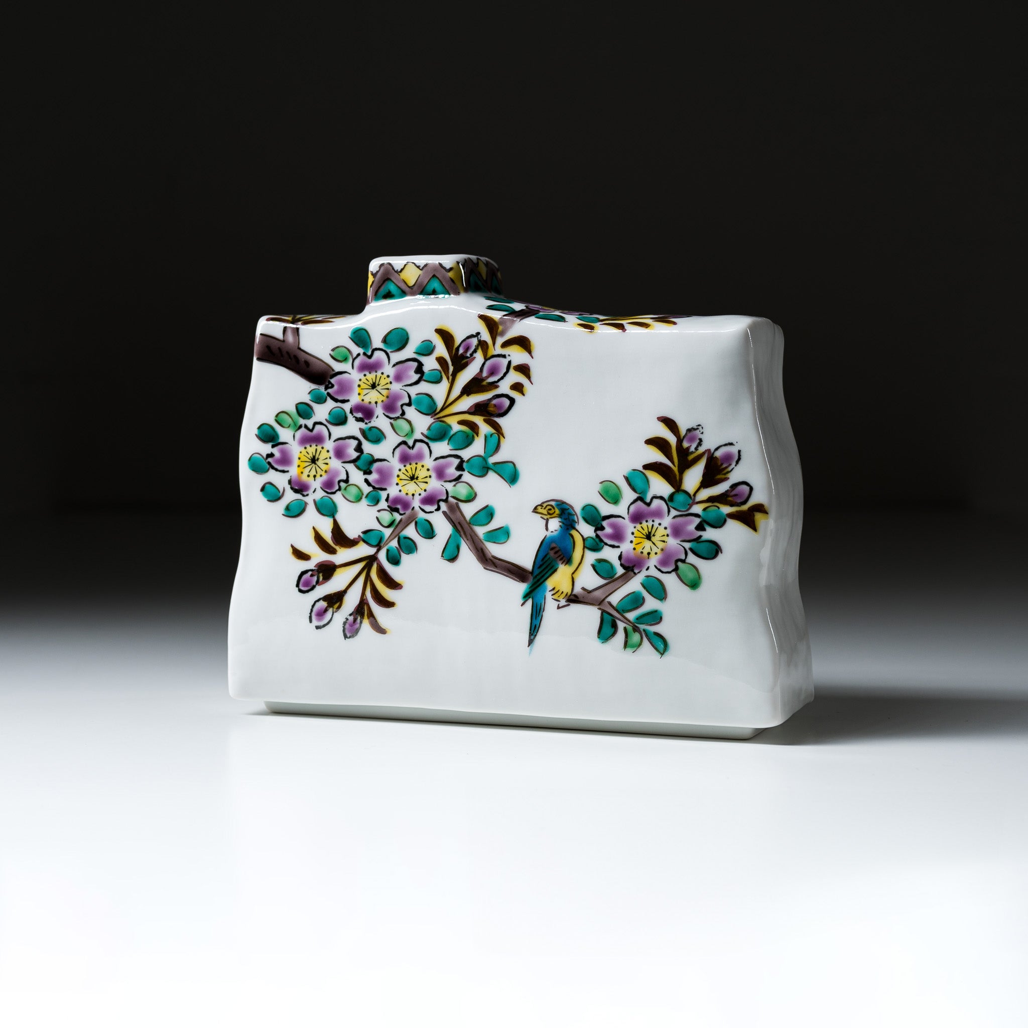 Kutani ware Vase - Flower and Bird / 九谷焼 花器 花鳥
