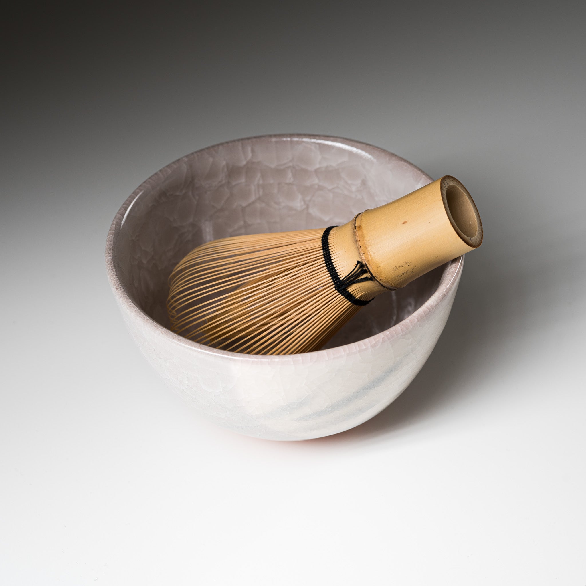 Kyo Kiyomizu Ware Handmade Matcha Bowl - Glass Ashi / 京焼・清水焼き 抹茶碗