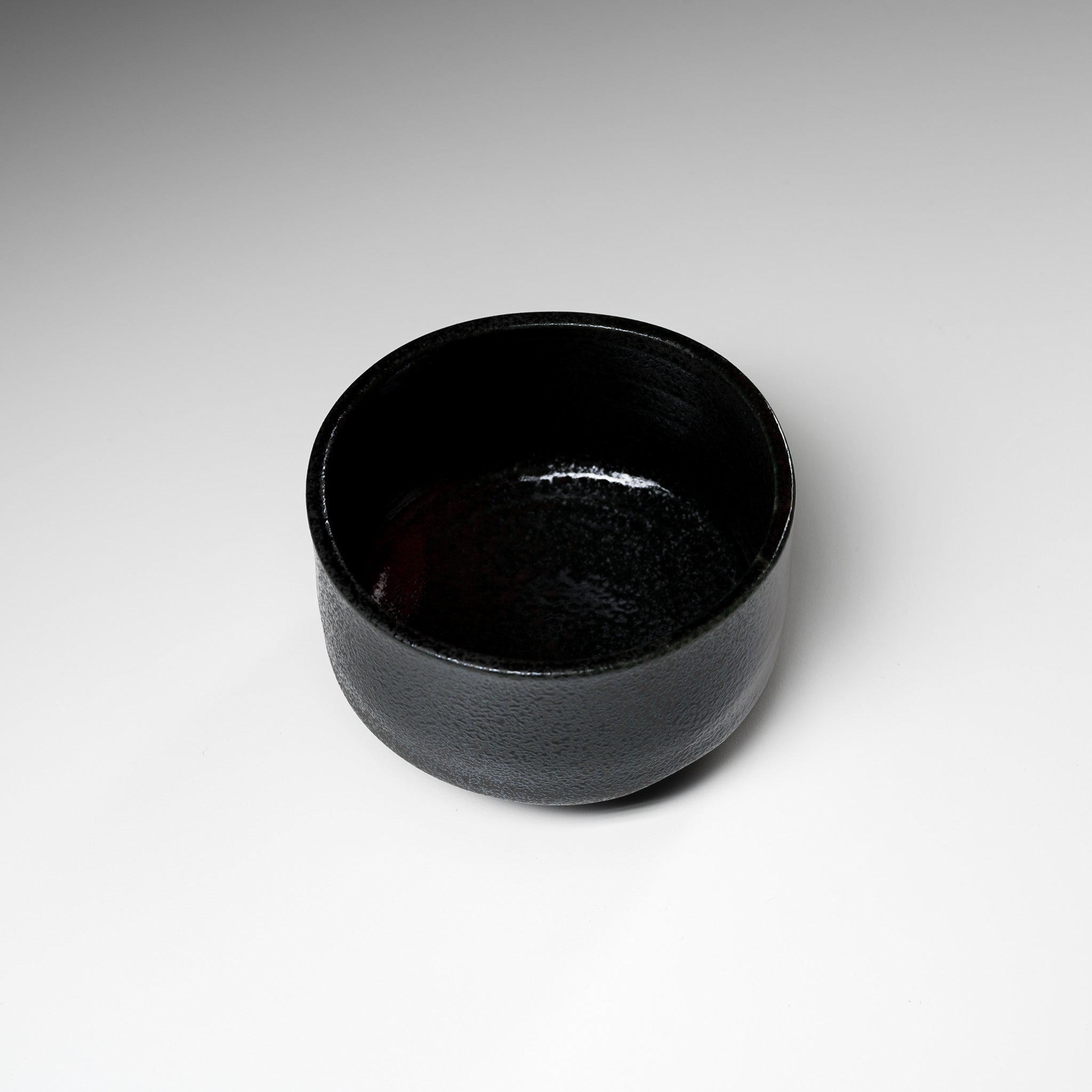 Matcha Bowl - Black Sand / 抹茶碗 黒砂金化粧