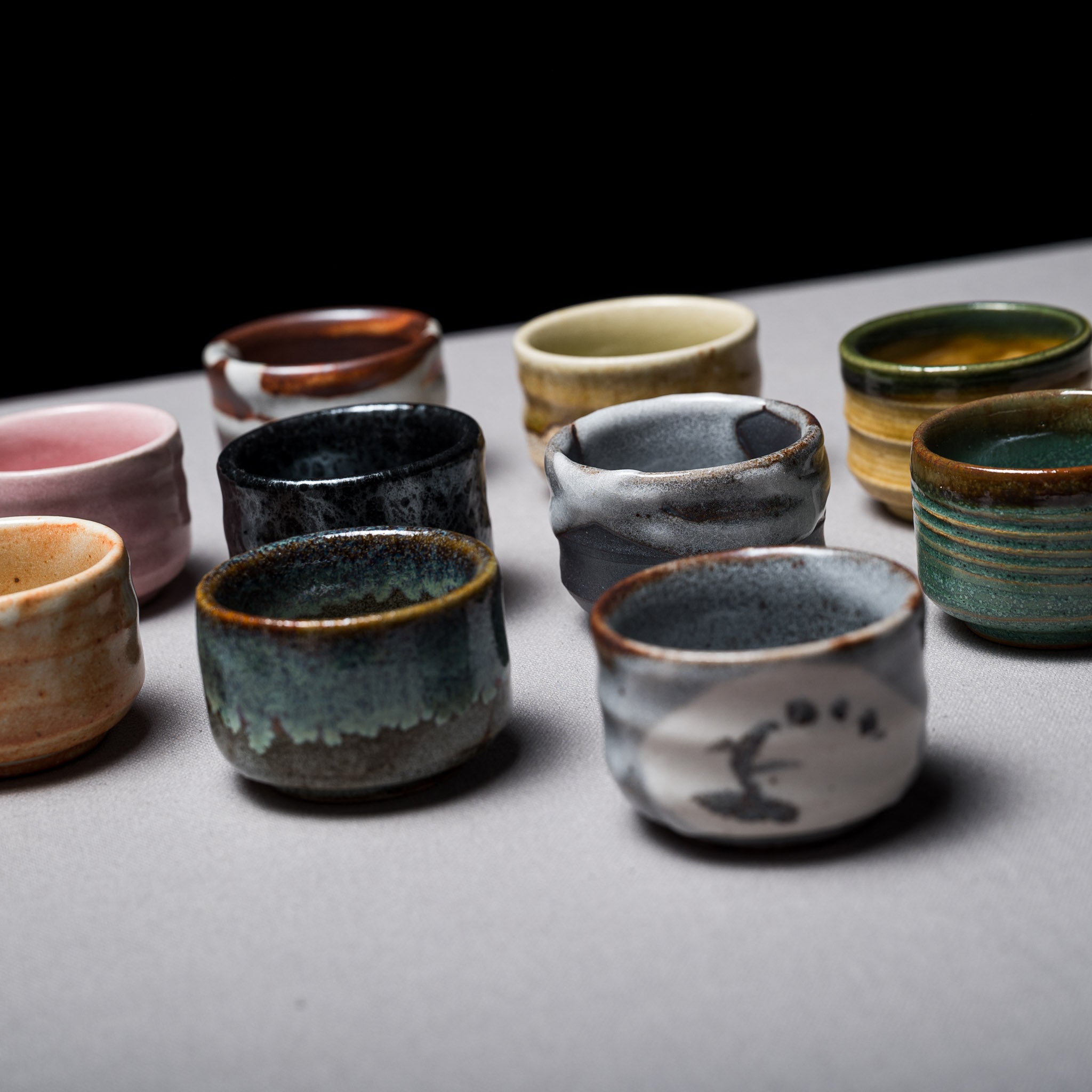 Pottery Sake Cup - Remaining Snow / ぐい呑み 残雪