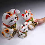 Tokoname Ware Lucky Cat Ornament - Left Hand - 16 cm / 常滑焼 招き猫