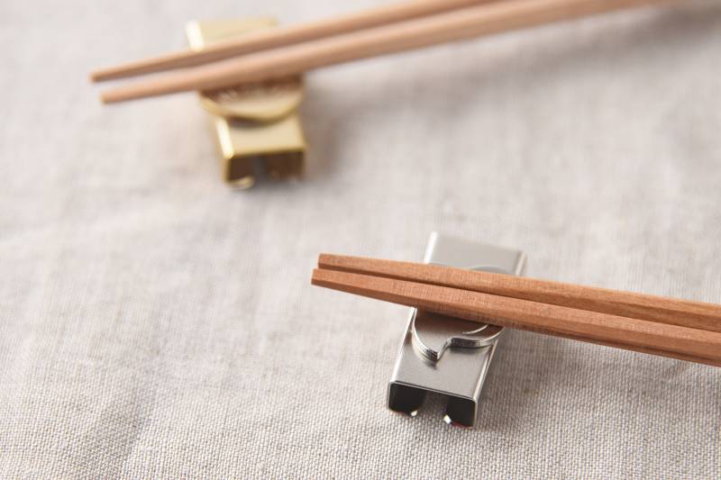 Chopstick Clamp & Rest - Daruma - 2 Colour Options / 箸留め 箸置き