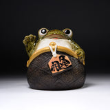 Shigaraki Ware Ornament - Frog in the Wallet / 信楽焼 がま口カエル