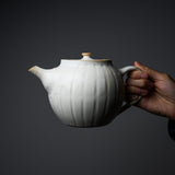 Wakasama Kiln Kinari Teapot Round - 600 ml / わかさま陶芸