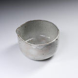 Mino ware Handmade Matcha Bowl with Spout - Kohiki / 抹茶碗