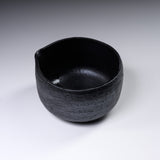 Mino ware Handmade Matcha Bowl with Spout - Black Pottery / 抹茶碗