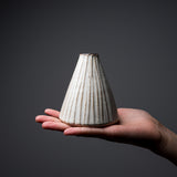 Wakasama Kiln Triangle Vase / わかさま陶芸