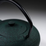 Chushin Kobo Yamagata Cast Iron Teapot - Hiratsubo 1.4 L - Green / 山形鋳物 急須