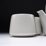 En - 縁 - Dobbin Teapot 400 ml Gift Set - Teapot x1, Teacup x 2 - White