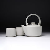 En - 縁 - Dobbin Teapot 600 ml Gift Set - Teapot x1, Teacup x 2 - White