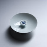 HIRADO KOHSYO DANEMON Kiln Mikawachi Ware Sake Cup / 平戸洸祥団右ヱ門窯 菊花飾盃