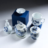 HIRADO KOHSYO DANEMON Kiln Mikawachi Ware Tea Cup with Lid / 平戸洸祥団右ヱ門窯 菊花飾湯呑み