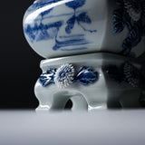 HIRADO KOHSYO DANEMON Kiln Mikawachi Ware Incense Burner / 平戸洸祥団右ヱ門窯 菊花飾香炉