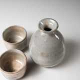 Tenryu Kiln Hagi ware Sake Set with Wooden Box - Ohonte / 萩焼 酒器セット