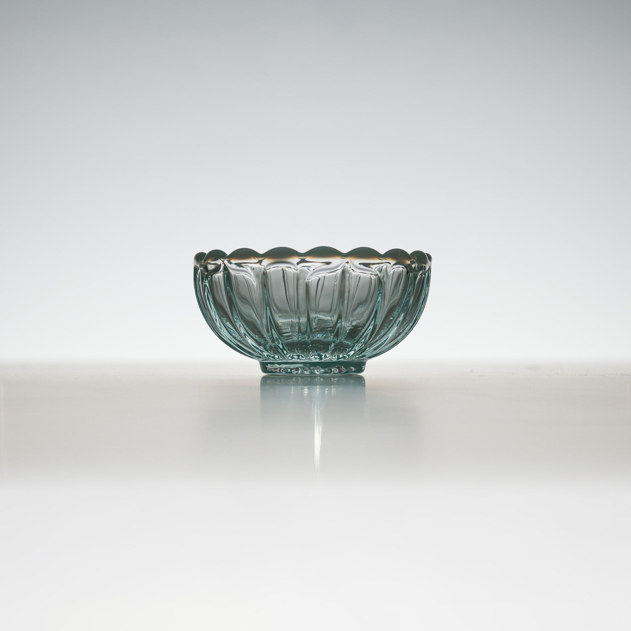 Hirota Glass - Snow Flower Glass Bowl - 7 cm / 廣田硝子 雪の花