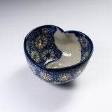 INOME Heart Handmade Matcha Bowl - Sometsuke Chrysanthemum : 染付菊花 / 小野 穣 猪目茶碗