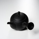 JINSUI Tokoname ware Teapot - IROIRO Mat Black 290 ml / 人水 常滑急須