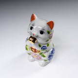 Kutani Ware Begging Cat Ornament with Golden Hand ”Mei” / 九谷焼 招き猫