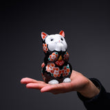 Kutani Ware Begging Cat Ornament  ”Beni” / 九谷焼 招き猫