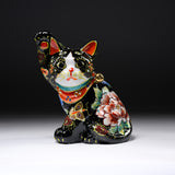 Kutani Ware Beckoning Cat Ornament - Flowers and Butterflies / 九谷焼 招き猫