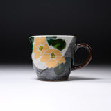 Kutani Ware Mug Cup - Gold Camellia / 九谷焼 マグカップ