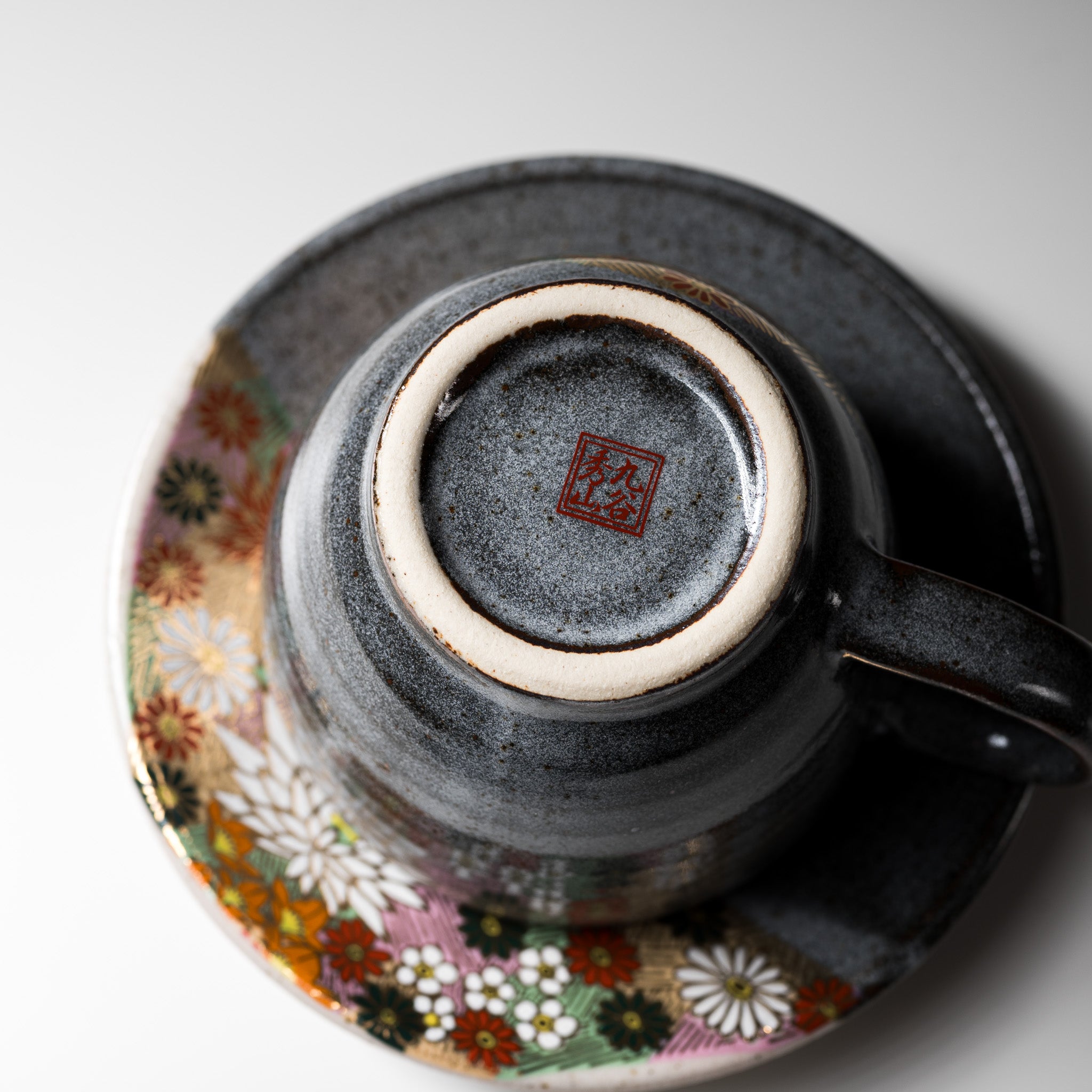 Kutani ware Premium Tea Cup and Saucer - Hanazume / 九谷焼 ティーカップ