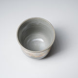 Kutani ware Japanese Yunomi Tea Cup - Hanazume / 花詰