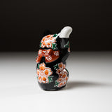 Kutani Ware Animal Ornament - Black Beckoning Cat "Kuro" / 九谷焼 招き猫