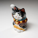 Kutani Ware Animal Ornament - Mt Fuji Black Beckoning Cat ”Sora” / 九谷焼 招き猫