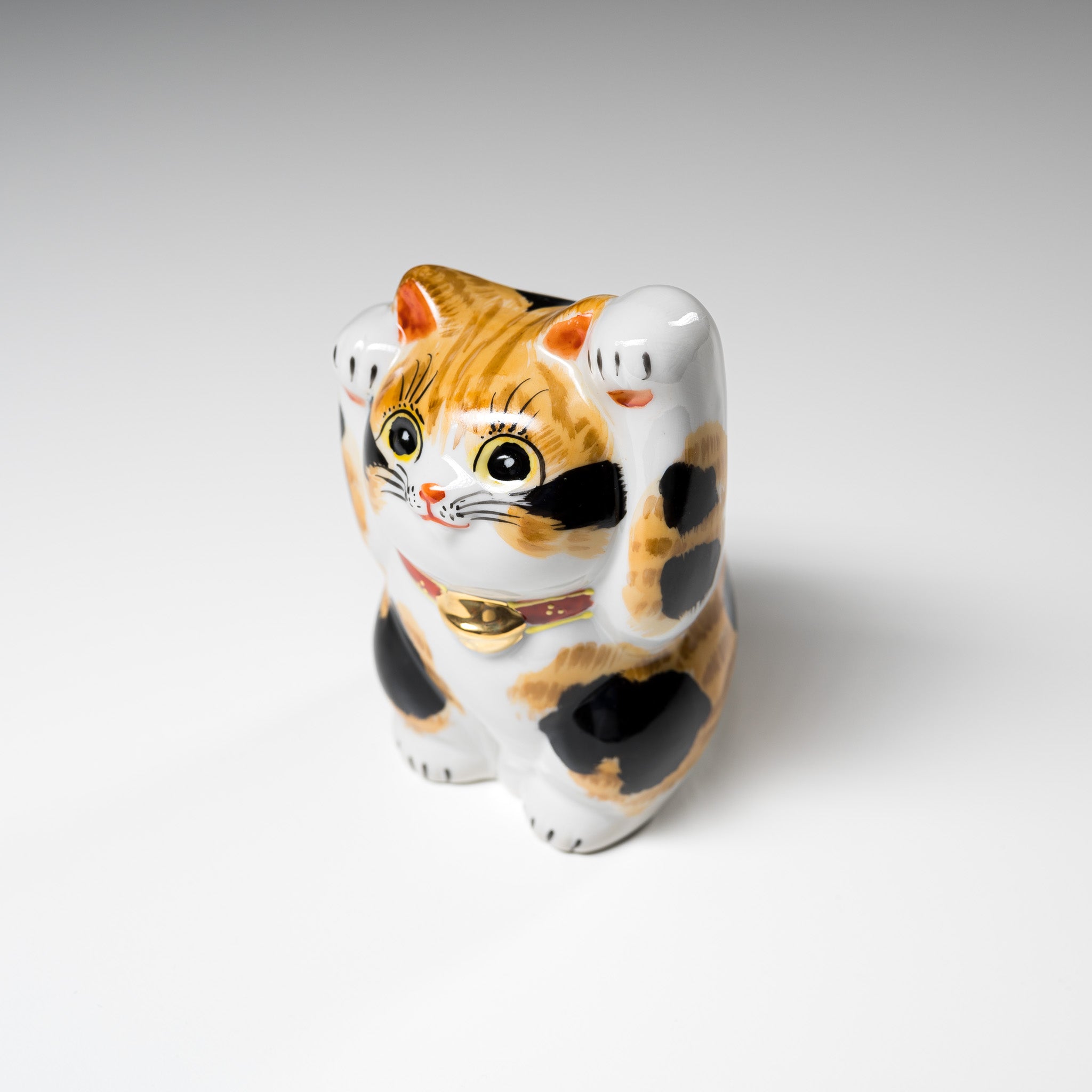 Kutani Ware Animal Ornament - Beckoning Cat "Mike" / 九谷焼 招き猫 ミケ