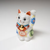 Kutani Ware Animal Ornament - White Beckoning Cat ”Moe” / 九谷焼 招き猫