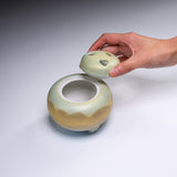 Kutani Ware Incense Burner - Mountain Scape / 九谷焼 香炉