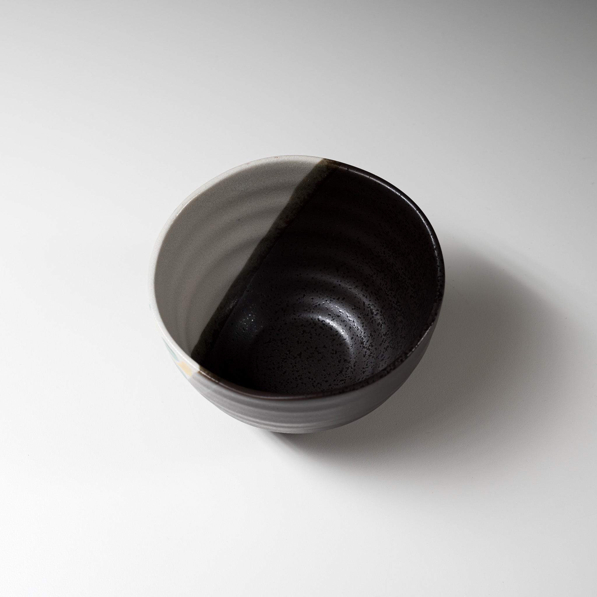 Kutani ware Large Rice Bowl - Camellia Flower / 九谷焼 茶碗