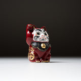 Kutani Ware Animal Ornament - Daruma Cat - Right Hand / 九谷焼 招き猫