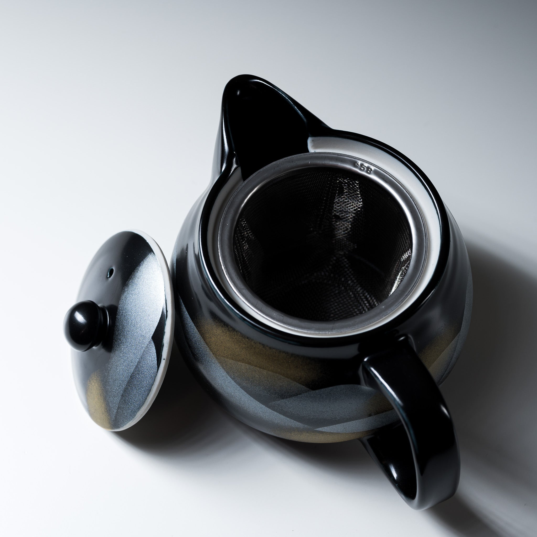 Kutani ware Single Tea Pot - Mountain Scape / 九谷焼 急須 連山