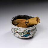 Kutani ware Premium Matcha Bowl - Lucky Bird / 九谷焼 抹茶碗