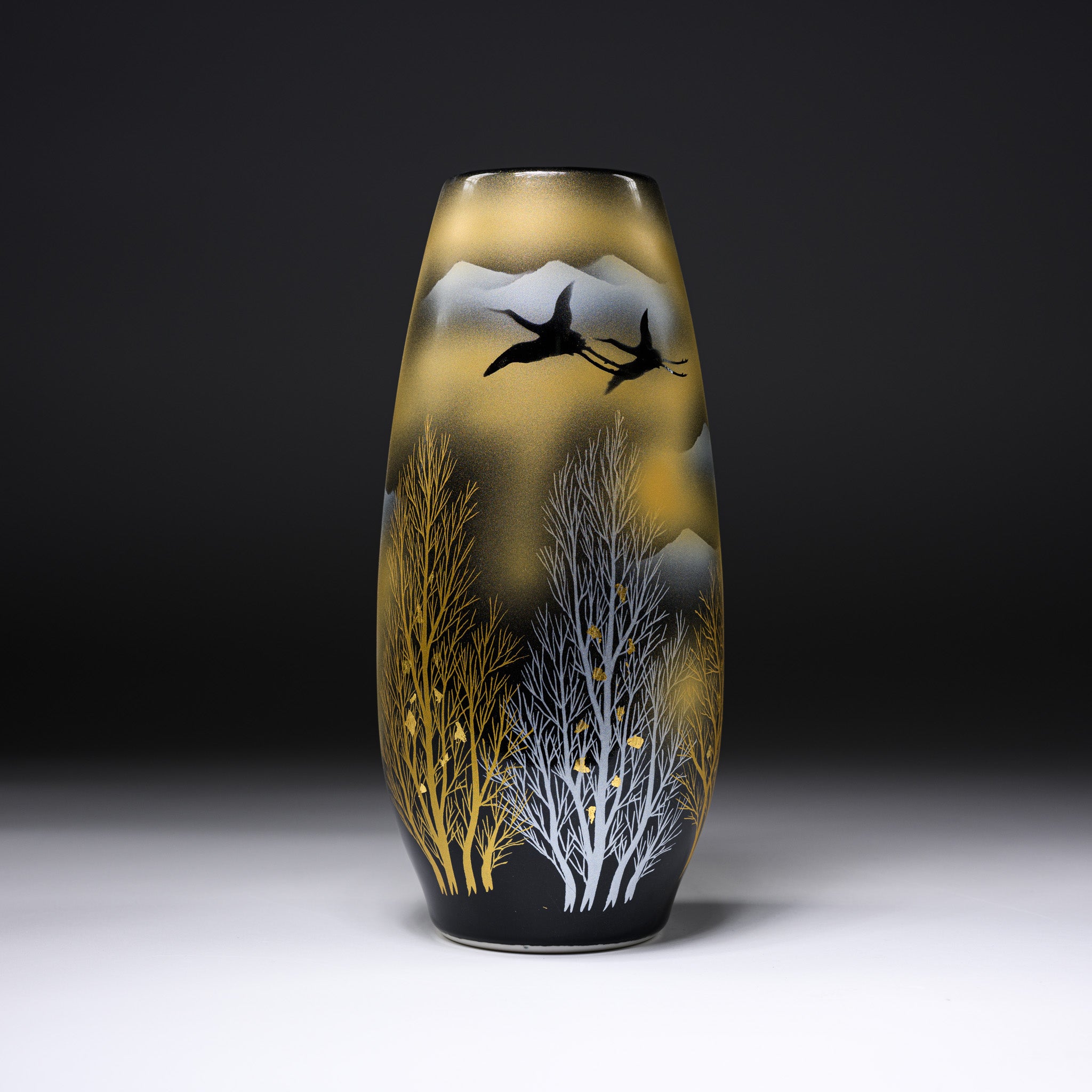Kutani ware Premium Slim Vase - Crane and Golden Tree / 九谷焼