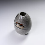 Kutani ware Vase - Nakamura Toshito - Friendly Sparrow in Snow / 九谷焼