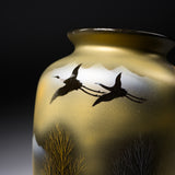 Kutani ware Vase - Crane in the Forest / 九谷焼 花瓶