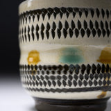 Onta Ware Tobikanna Tea Cup - Ivory / 小鹿田焼 湯呑み