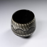Onta Ware Hakeme Dark Gray Tea Cup - Wave / 小鹿田焼 カップ