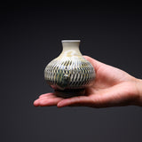 Onta Ware Tobikanna Flower Vase - 10 cm - Onion / 小鹿田焼 一輪挿し