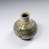 Onta Ware Tobikanna Flower Vase - 10 cm - Onion / 小鹿田焼 一輪挿し