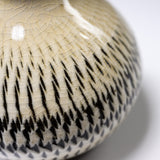 Onta Ware Tobikanna Flower Vase - 10 cm - Shallot / 小鹿田焼 一輪挿し