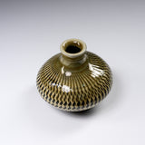 Onta Ware Tobikanna Amber Vase / 小鹿田焼 一輪挿し