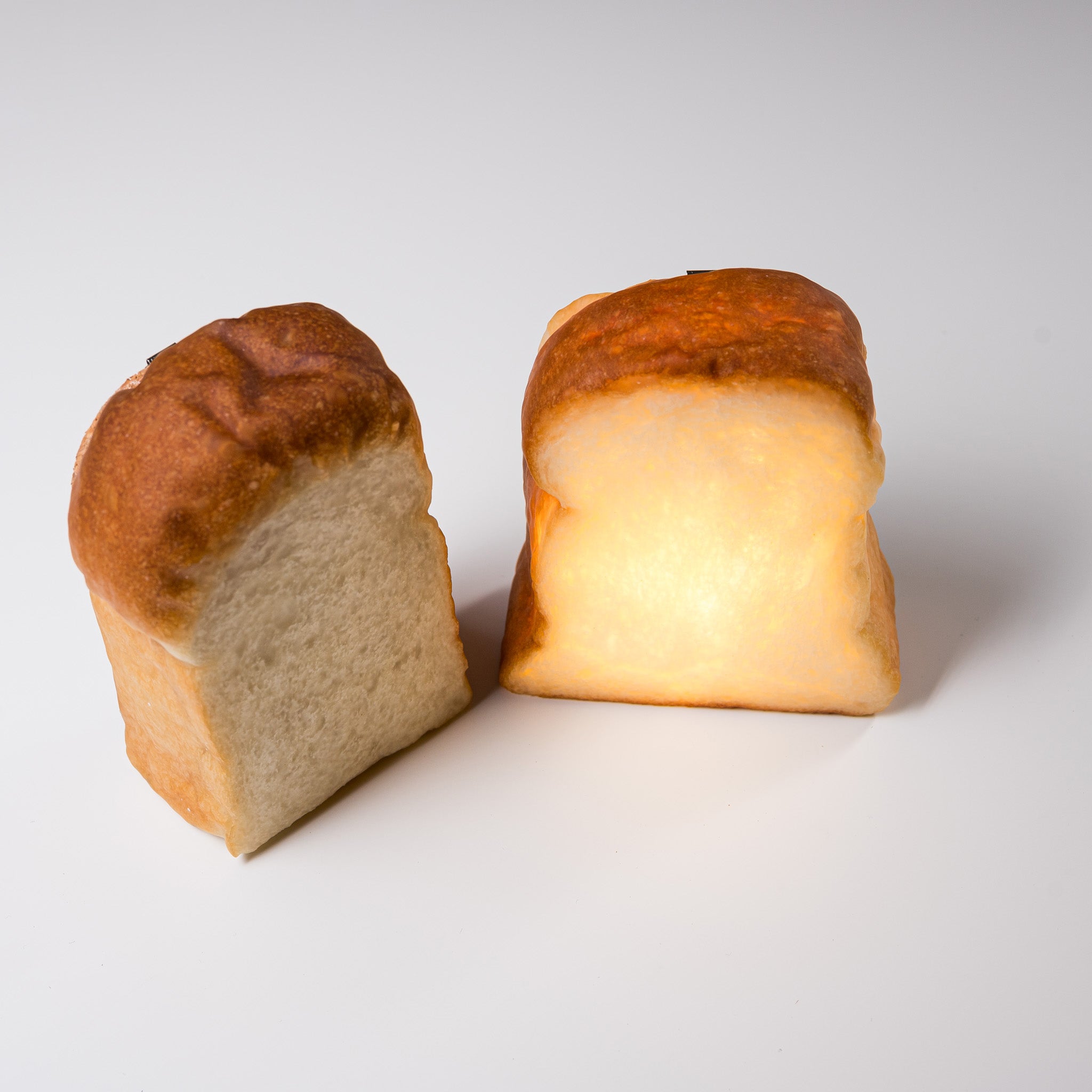 PAMPSHADE Real Bread Lamps - Toast / パンプシェード by Yukiko Morita