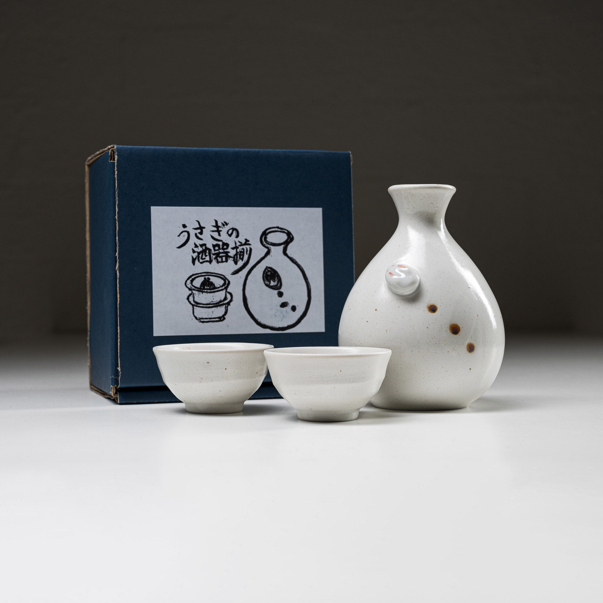 Floating Rabbit Sake Set / うさぎの酒器揃え | Crafted In Japan – Osara Australia