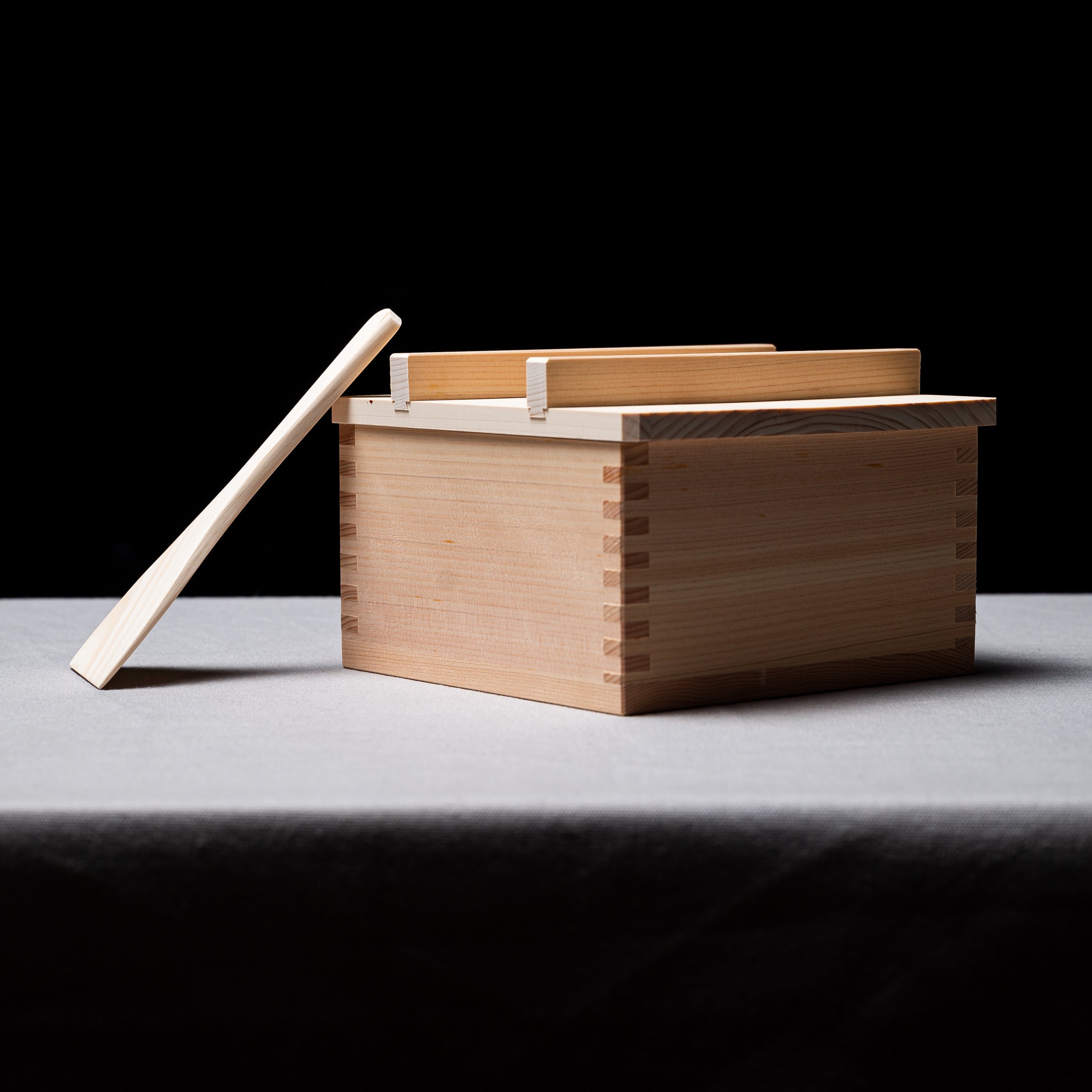 Hinoki Masu Rice Box with Spoon