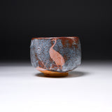 Shozan Kiln Matcha Bowl with Wooden Box - Nezumi Shino with Bird /  荘山窯 鼠志野鳥分 抹茶碗