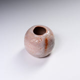 Shozan Kiln Palm-sized Vase - Pink Shino /  荘山窯 紅志野  丸小壷